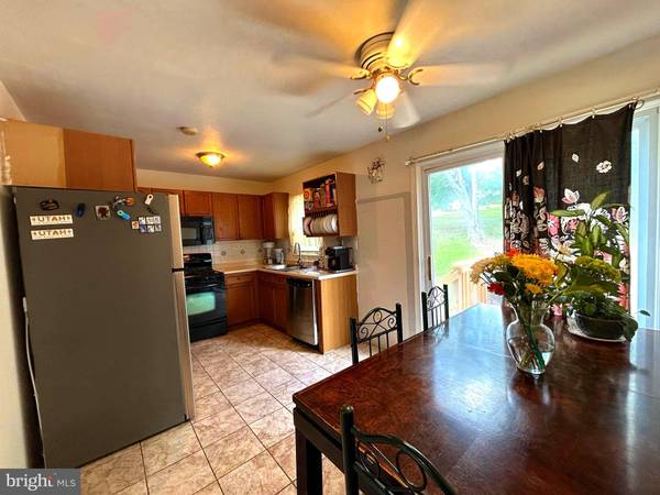 Woodbridge, VA 22193,3422 BEAUMONT RD