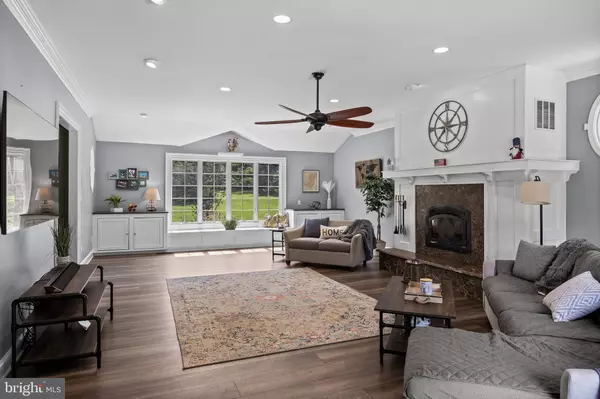 Cream Ridge, NJ 08514,75 YELLOW MEETINGHOUSE RD