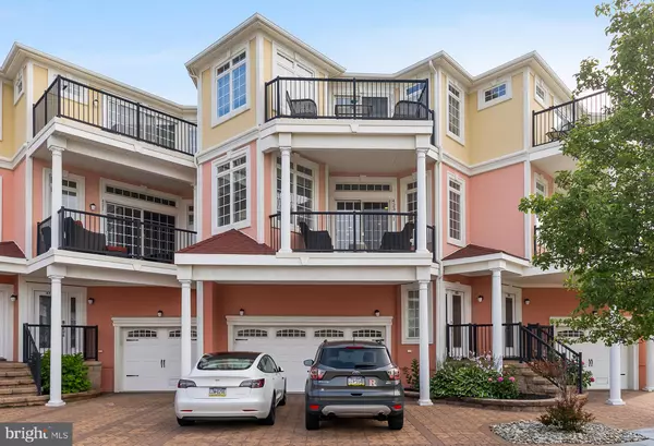 Wildwood, NJ 08260,423 E 10TH AVE #1