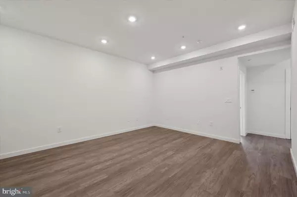 Philadelphia, PA 19130,1617-19 RIDGE AVE #I