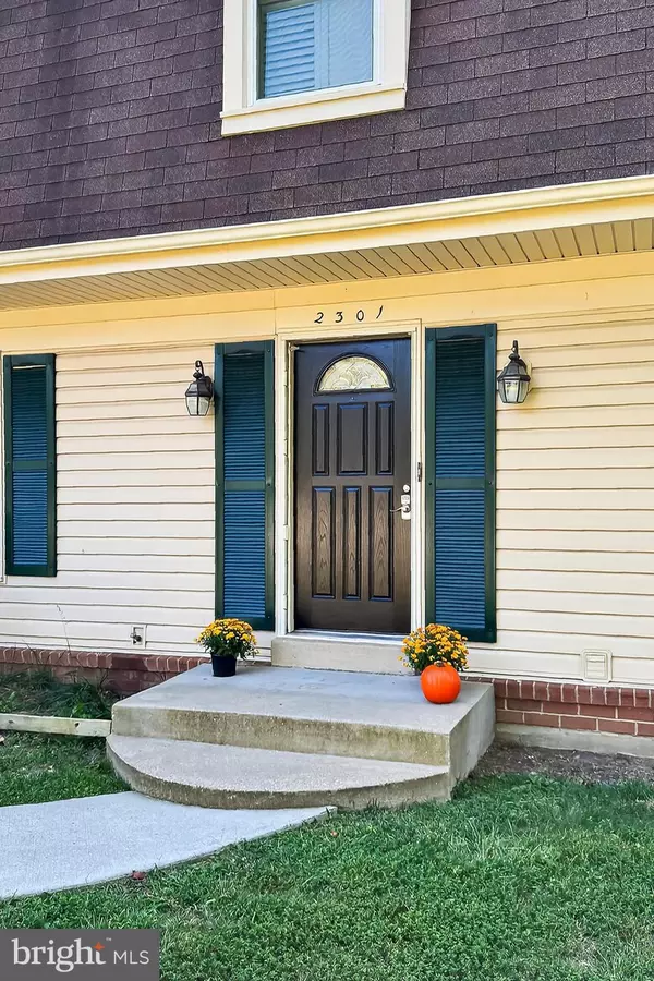 Reston, VA 20191,2301 ROSEDOWN DR