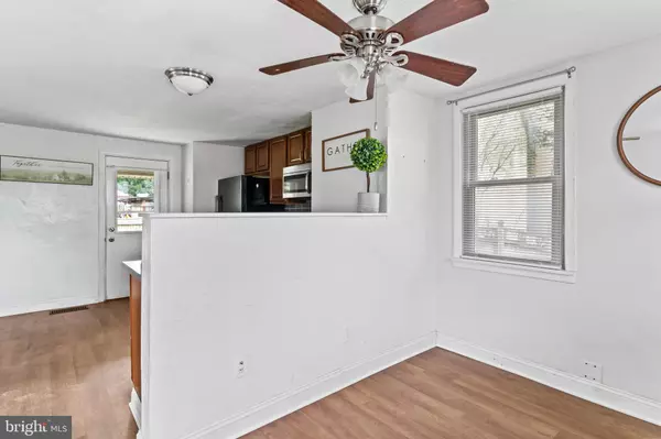 York New Salem, PA 17371,40 S MAIN ST