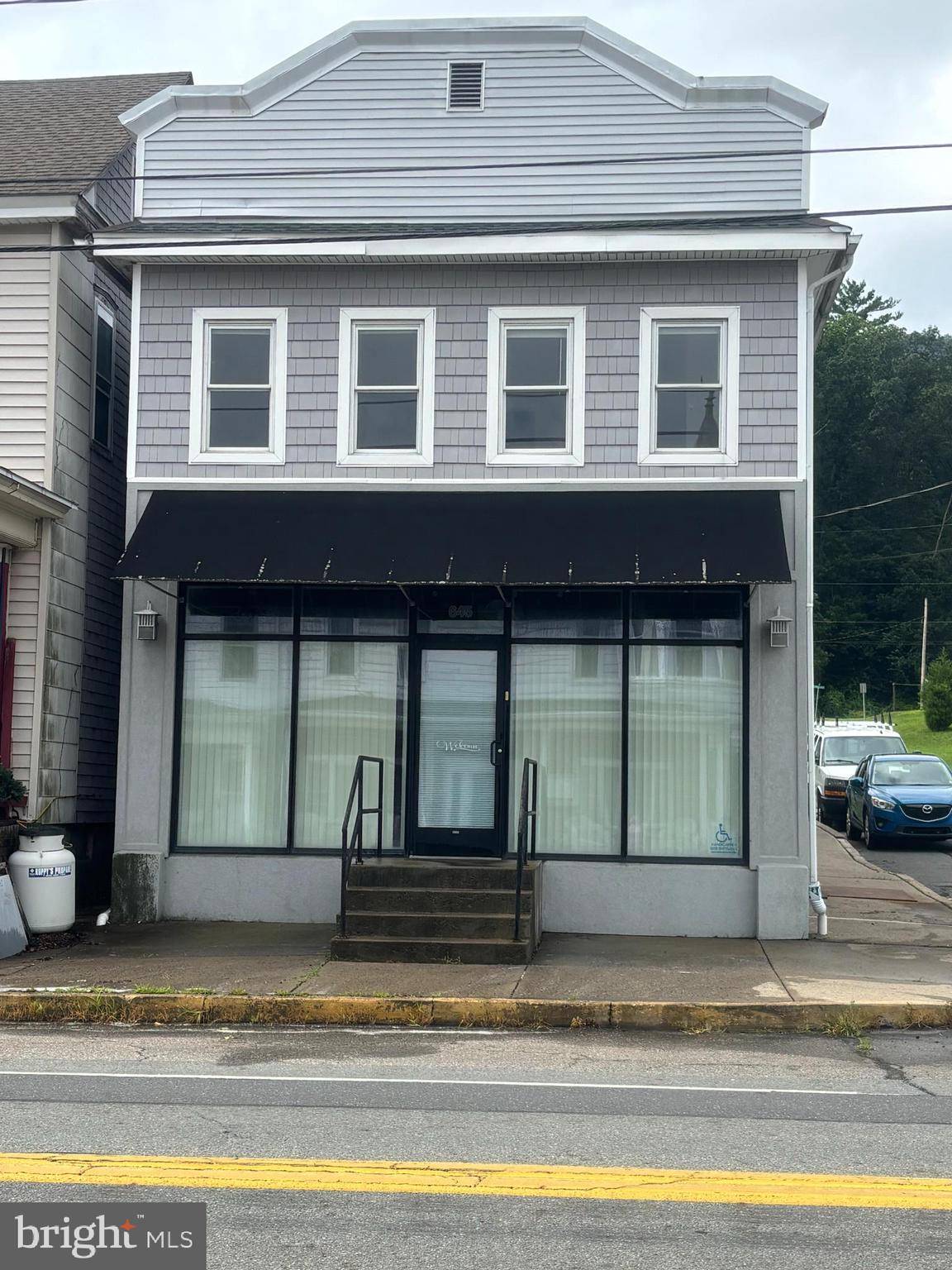 645 E GRAND AVE, Tower City, PA 17980