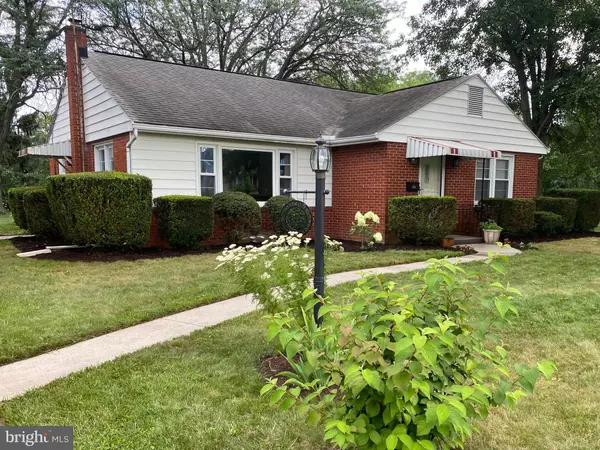 315 S OLLER AVE, Waynesboro, PA 17268