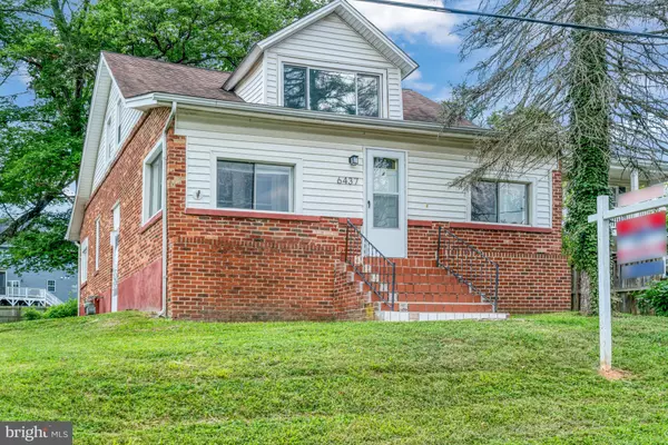 Annandale, VA 22003,6437 HOLYOKE DR