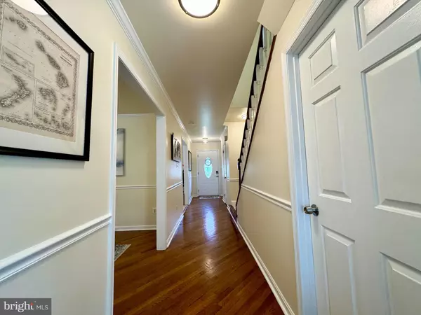 Mclean, VA 22101,6728 CHURCHILL RD