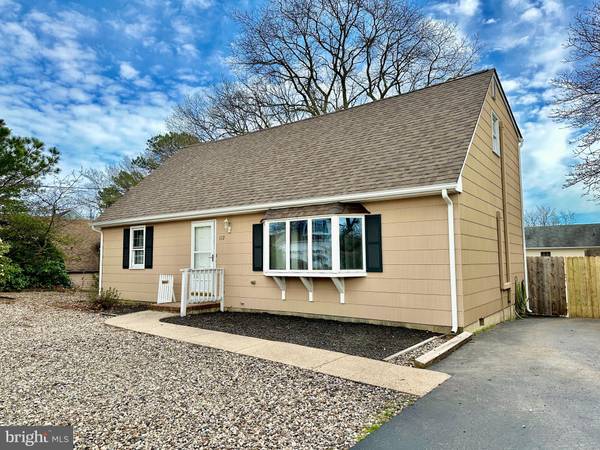 117 SEASPRAY RD, Manahawkin, NJ 08050