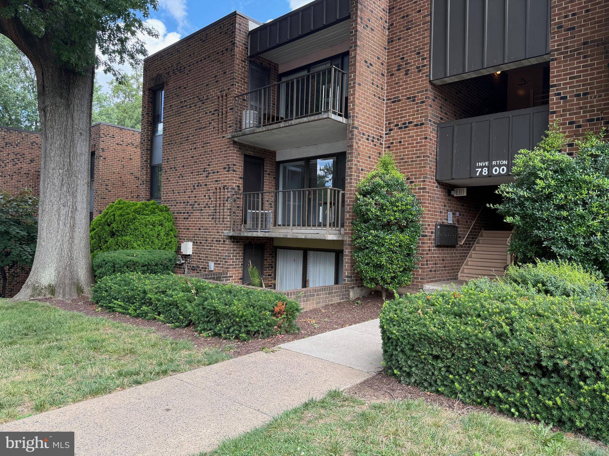 Annandale, VA 22003,7800 INVERTON RD #201