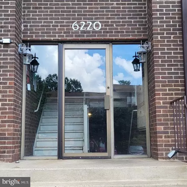 Alexandria, VA 22312,6220 EDSALL RD #101