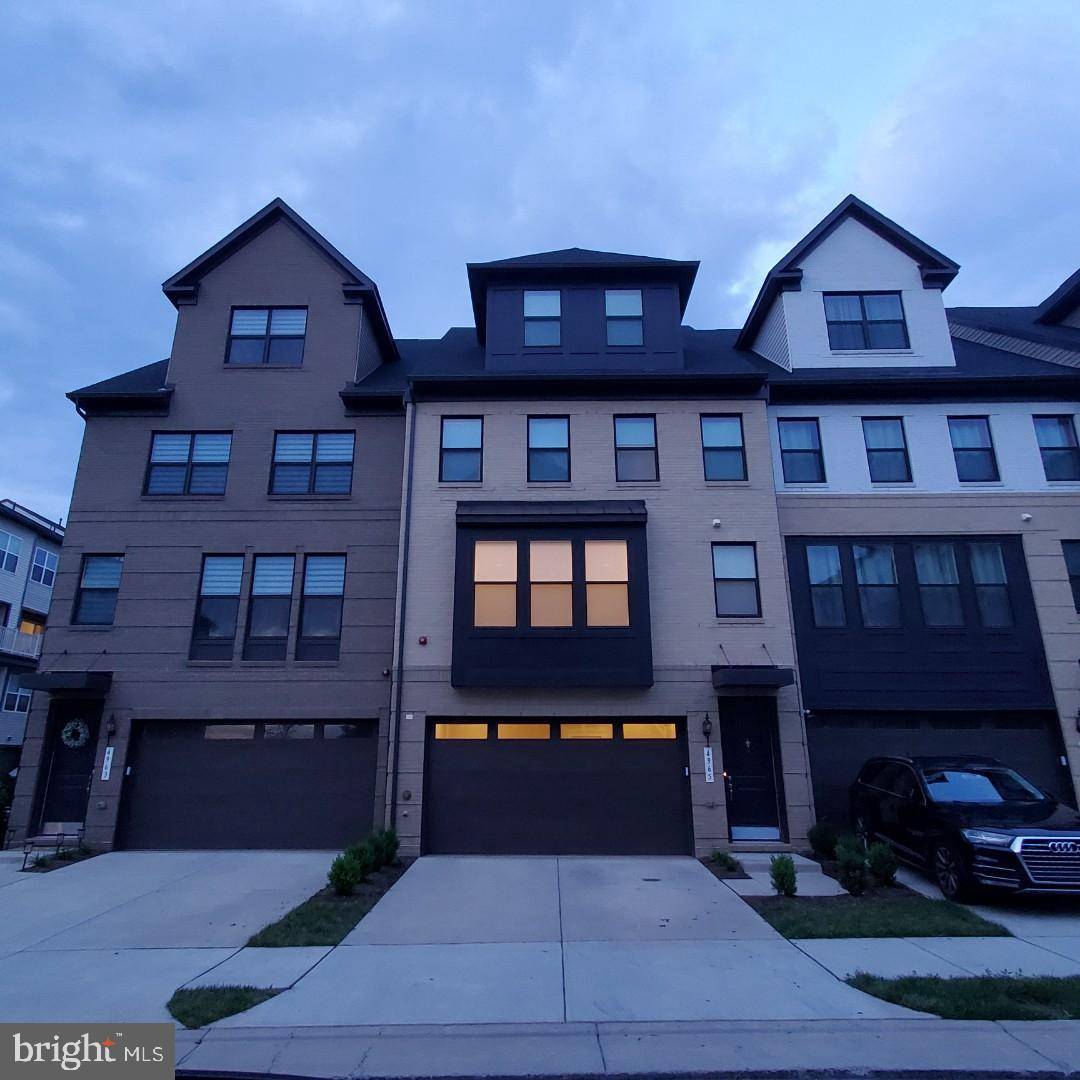 4965 LONGMIRE WAY, Chantilly, VA 20151