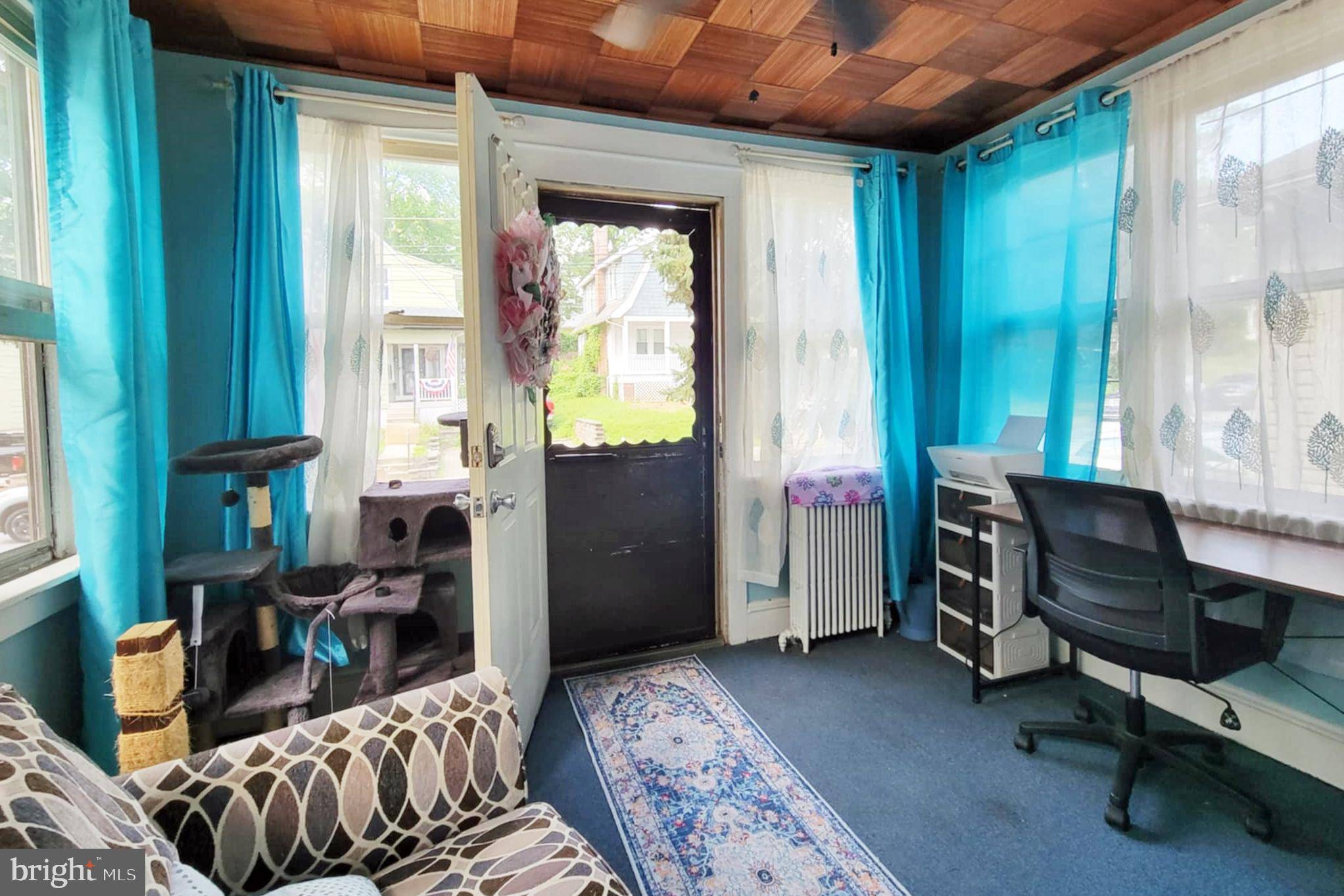 Glenolden, PA 19036,11 E ASHLAND AVE