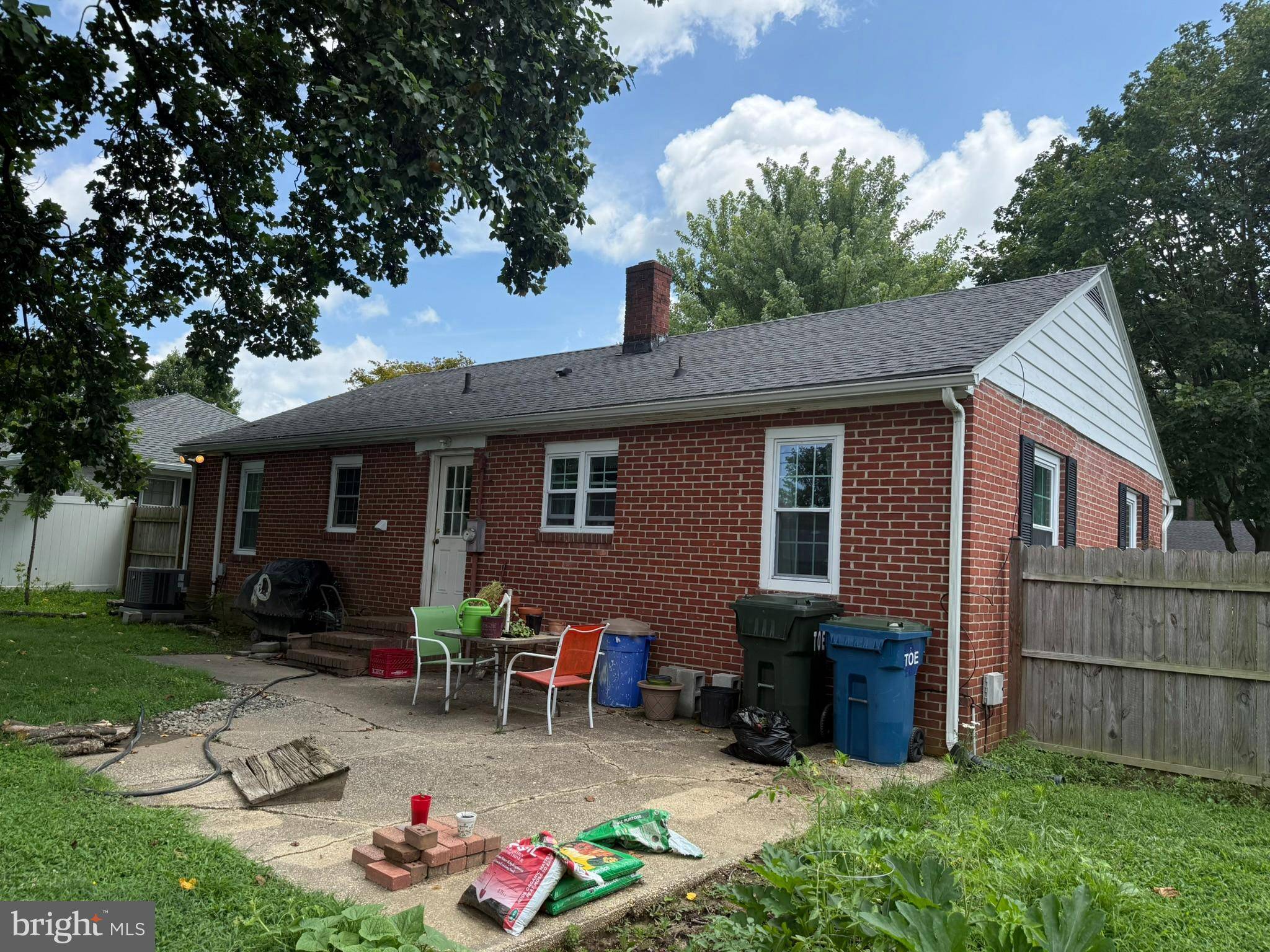 Easton, MD 21601,635 HOWARD ST