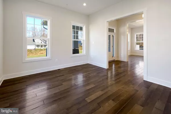 Hanover, MD 21076,7405 COPPER LAKE DR