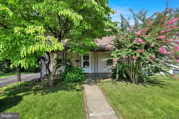Pottstown, PA 19464,409 MANATAWNY ST