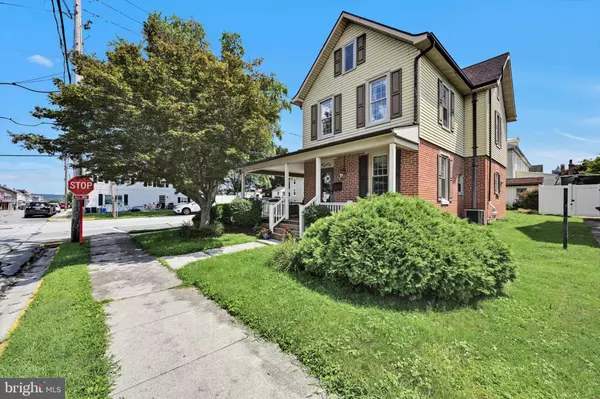 401 WALNUT ST, Wrightsville, PA 17368