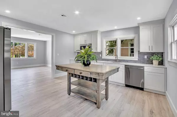 Lawrence Township, NJ 08648,967 LANNING AVENUE