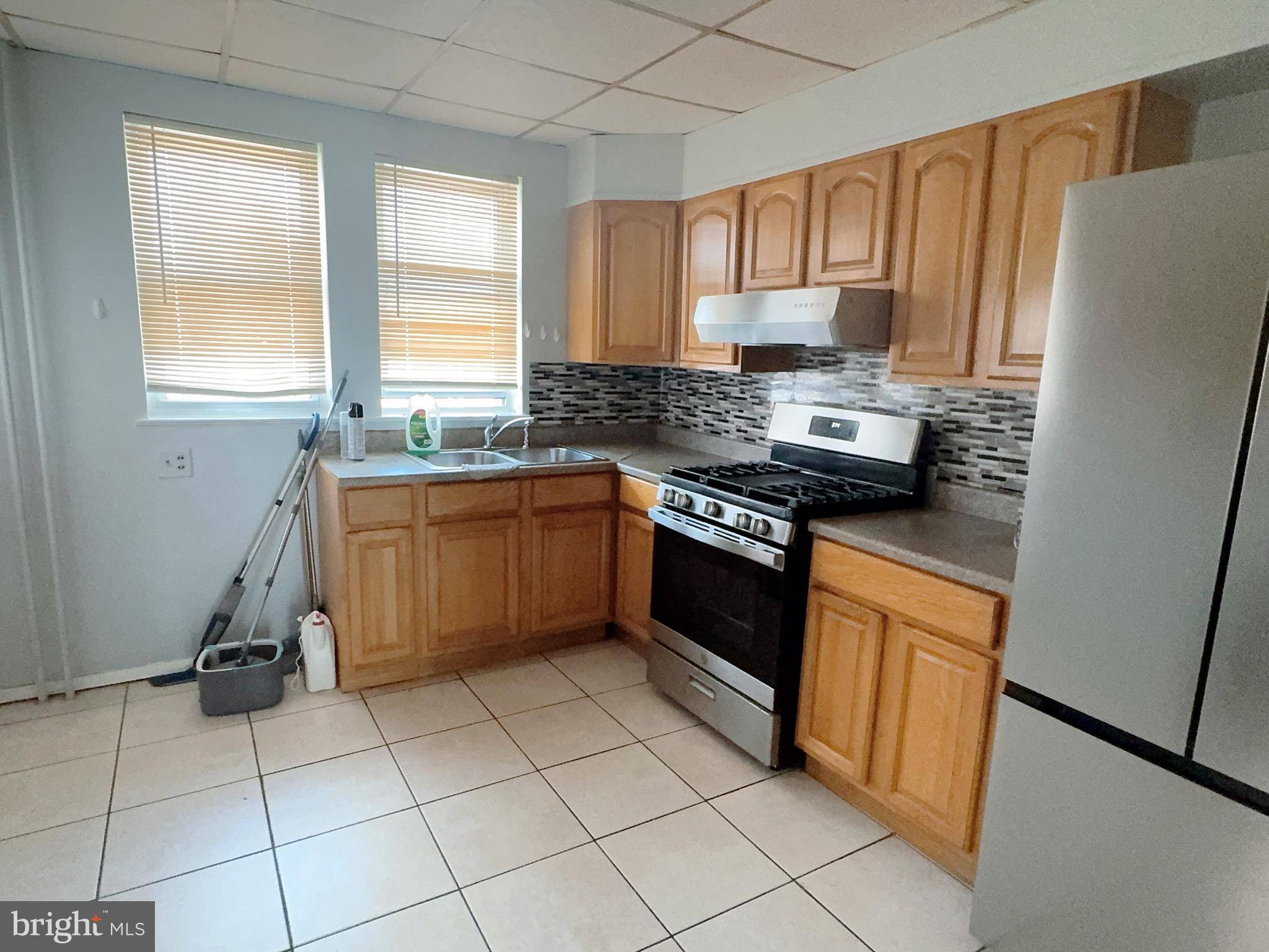 Philadelphia, PA 19149,7219 RUTLAND ST