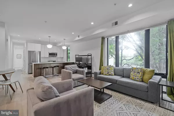 Washington, DC 20011,826 UPSHUR ST NW #6
