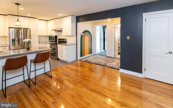 Philadelphia, PA 19128,290 DEARNLEY ST