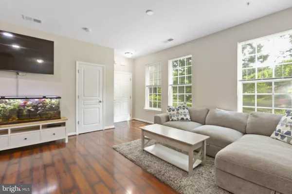 Woodbridge, VA 22191,14718 MASON CREEK CIR