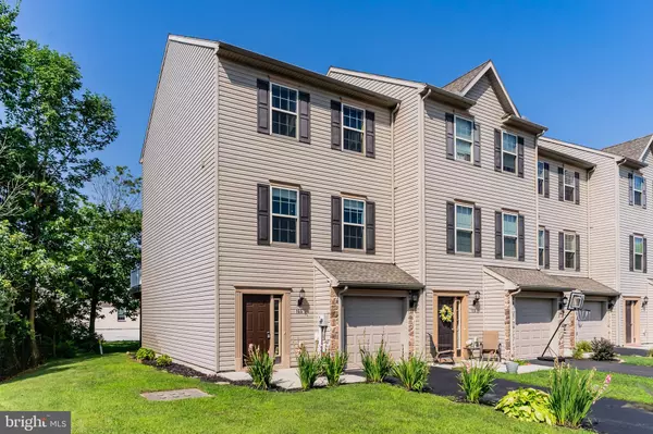 New Oxford, PA 17350,166 KATELYN DR