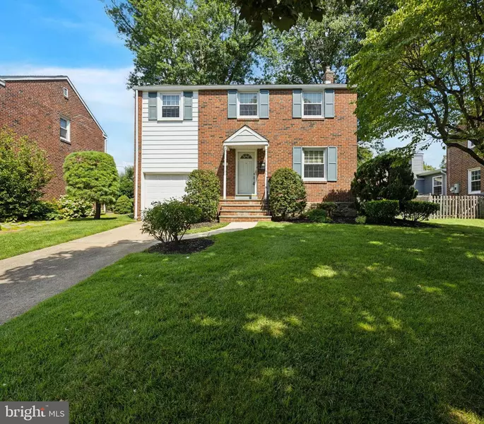 214 EDGEHILL DR, Havertown, PA 19083