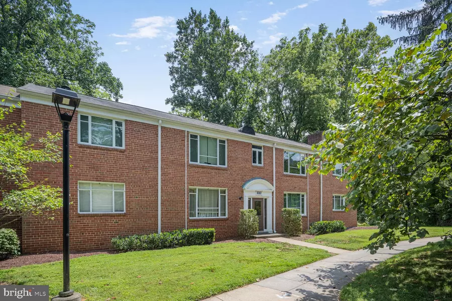 10307 MONTROSE AVE #M-202, Bethesda, MD 20814