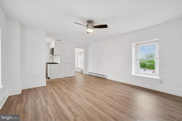 Philadelphia, PA 19128,401 LYCEUM AVE