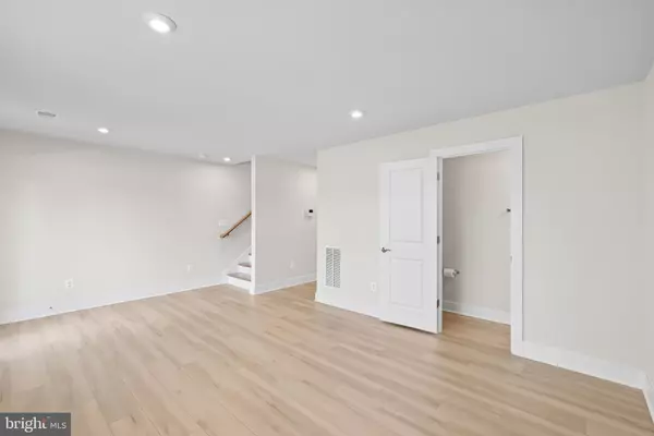 Manassas, VA 20109,9017 KATHERINE JOHNSON AVE