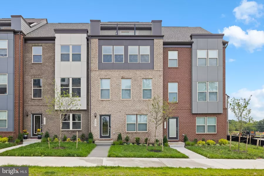 9017 KATHERINE JOHNSON AVE, Manassas, VA 20109