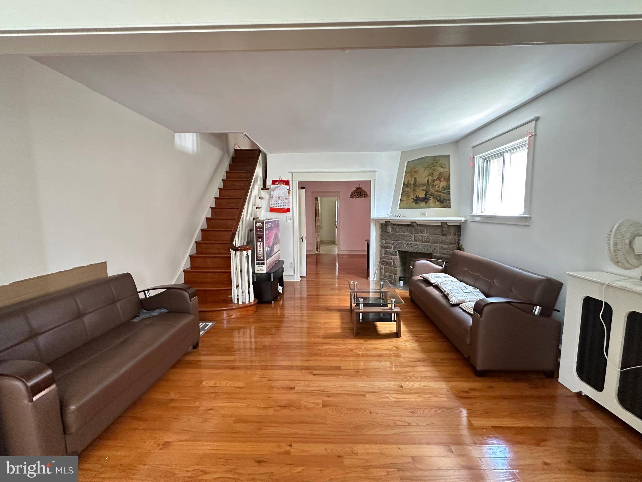 Philadelphia, PA 19111,1807 NAPFLE AVE