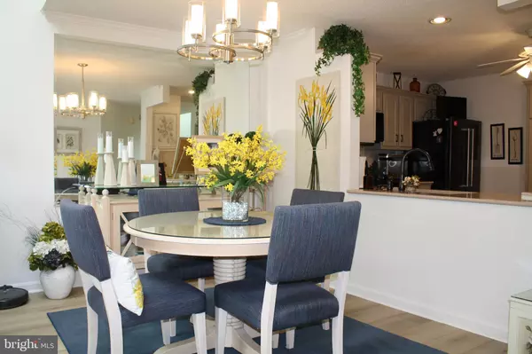 Harrisburg, PA 17110,2812 OAKWOOD DR