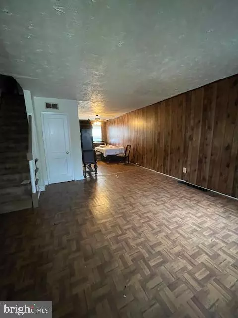 Baltimore, MD 21225,212 W RIVERVIEW RD