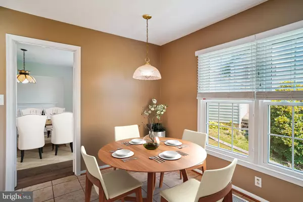 Gaithersburg, MD 20886,9912 DELLCASTLE RD