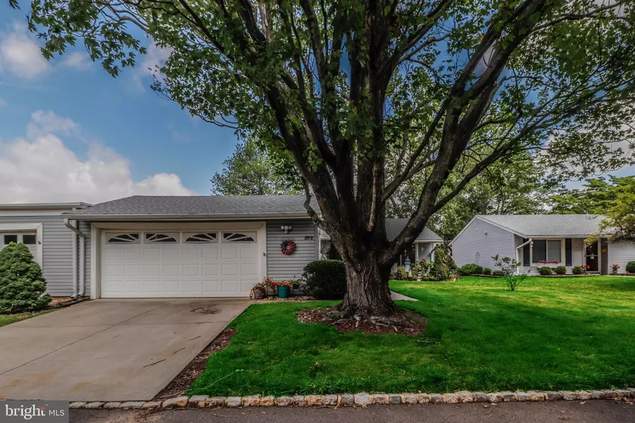 109-B HEMLOCK PLZ, Monroe Township, NJ 08831