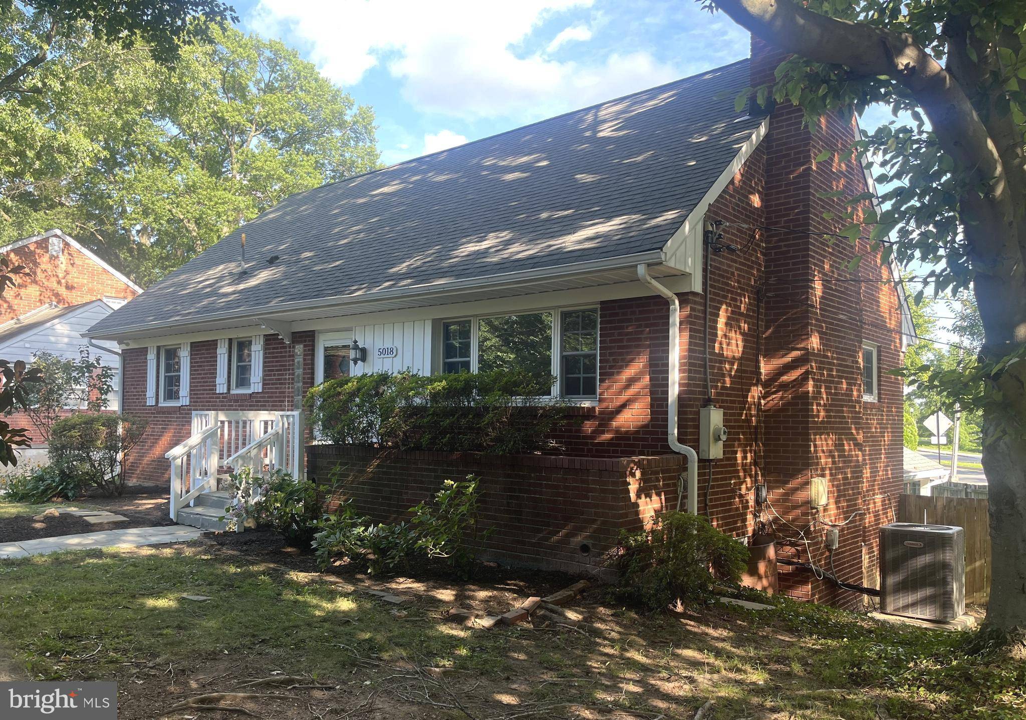5018 11TH ST N, Arlington, VA 22205