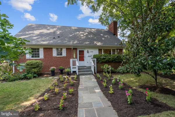 5018 11TH ST N, Arlington, VA 22205
