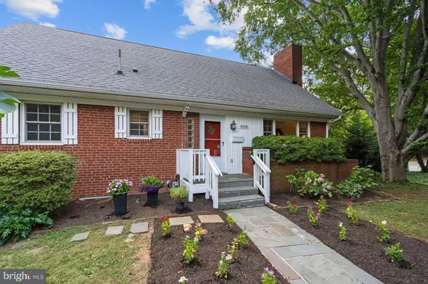 5018 11TH ST N, Arlington, VA 22205
