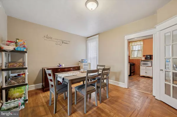 Philadelphia, PA 19120,555 GENEVA AVE