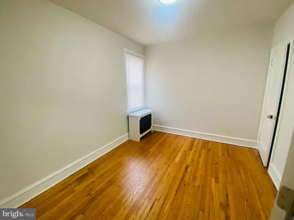 Philadelphia, PA 19120,539 E GODFREY AVE