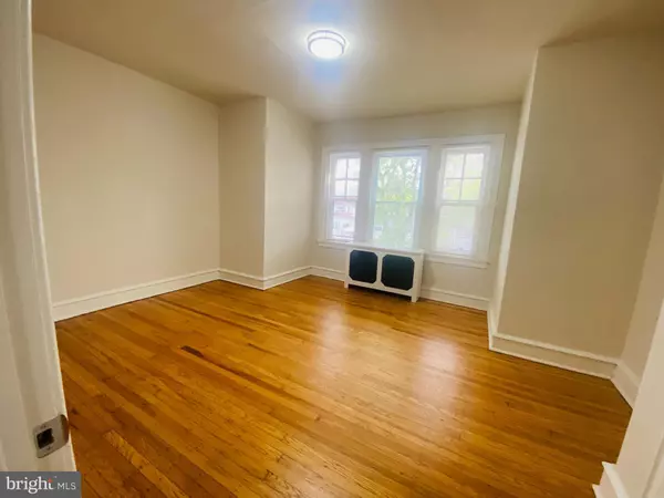 Philadelphia, PA 19120,539 E GODFREY AVE