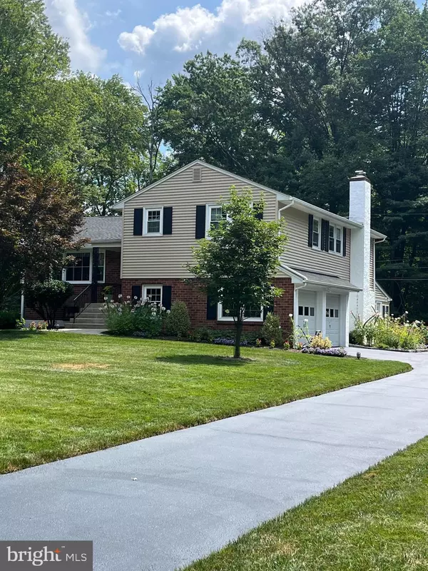 884 PARKWOOD RD, Blue Bell, PA 19422
