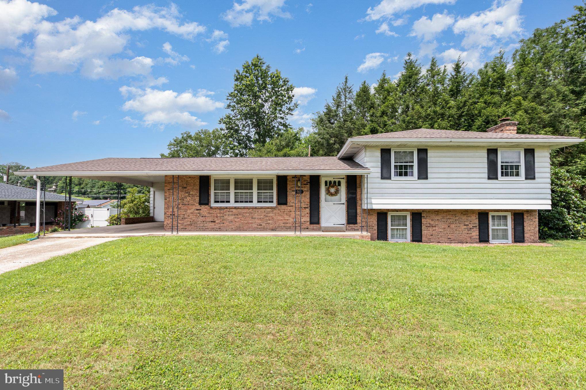 Millersburg, PA 17061,965 CENTER ST