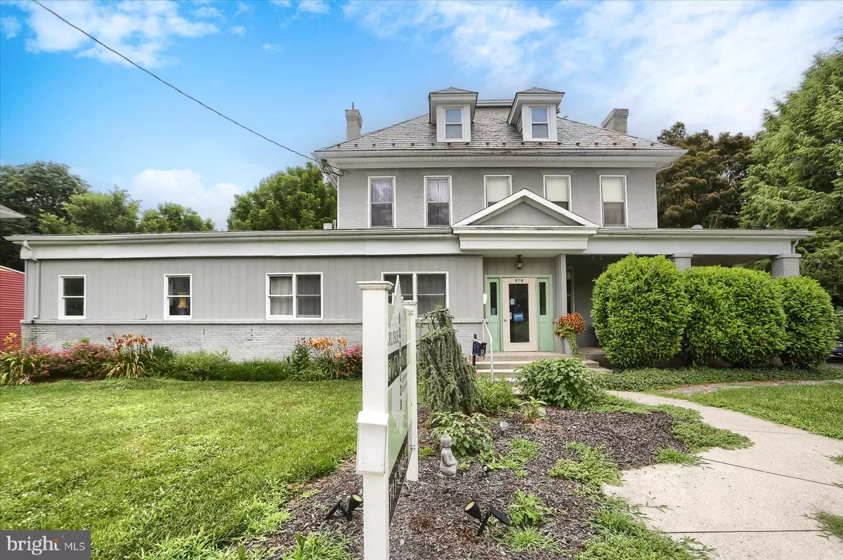 Mechanicsburg, PA 17055,616 W MAIN ST