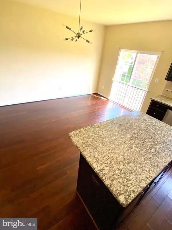 White Plains, MD 20695,11365 SANDHURST PL