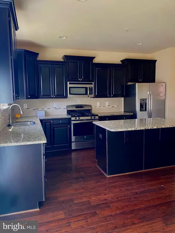 White Plains, MD 20695,11365 SANDHURST PL