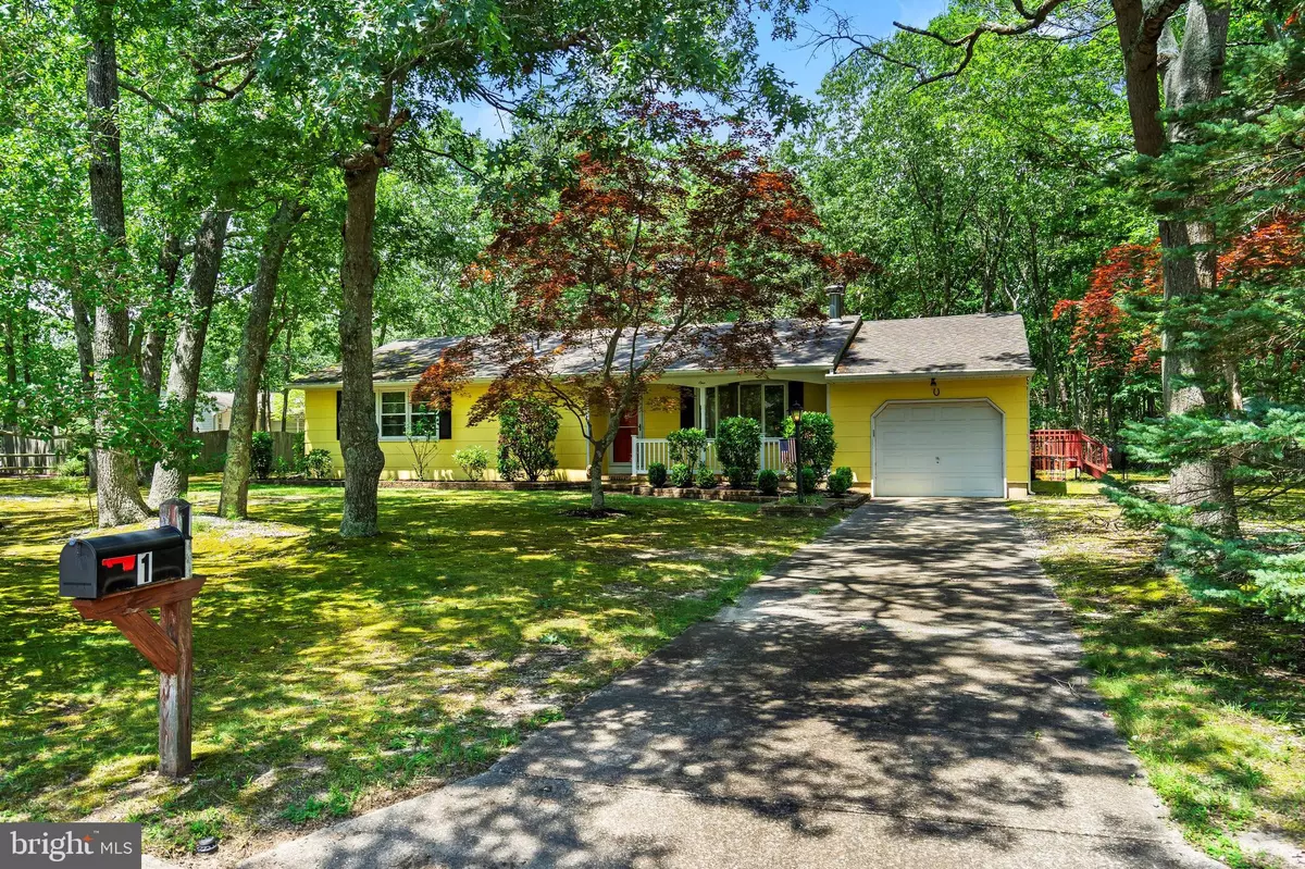 Waretown, NJ 08758,1 AVON LN