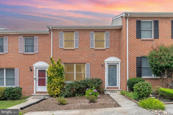932 MONROE ST, Harrisburg, PA 17113