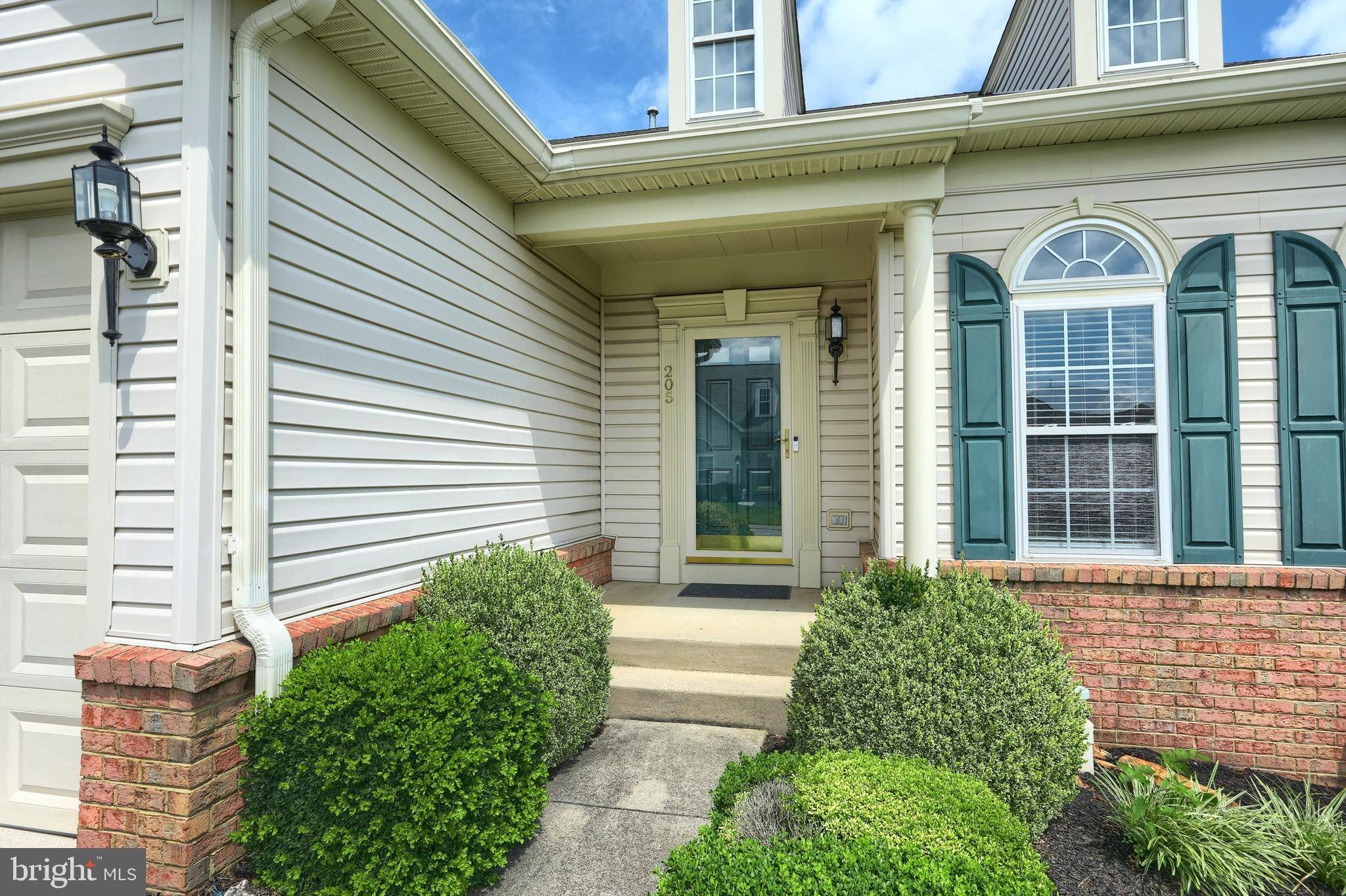 Shrewsbury, PA 17361,205 PROSPECT CIR #68