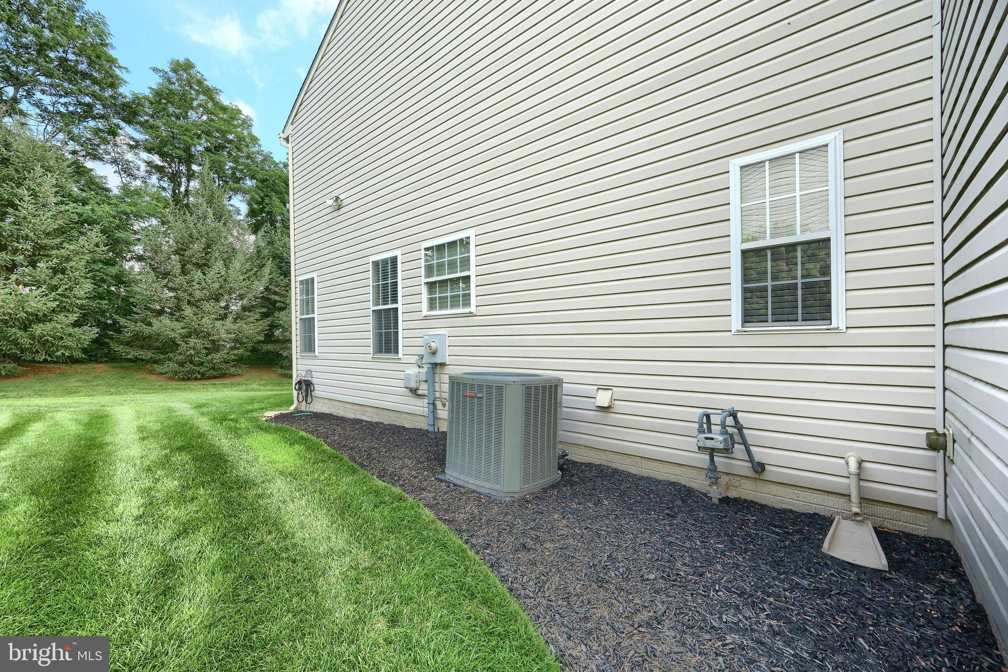 Shrewsbury, PA 17361,205 PROSPECT CIR #68